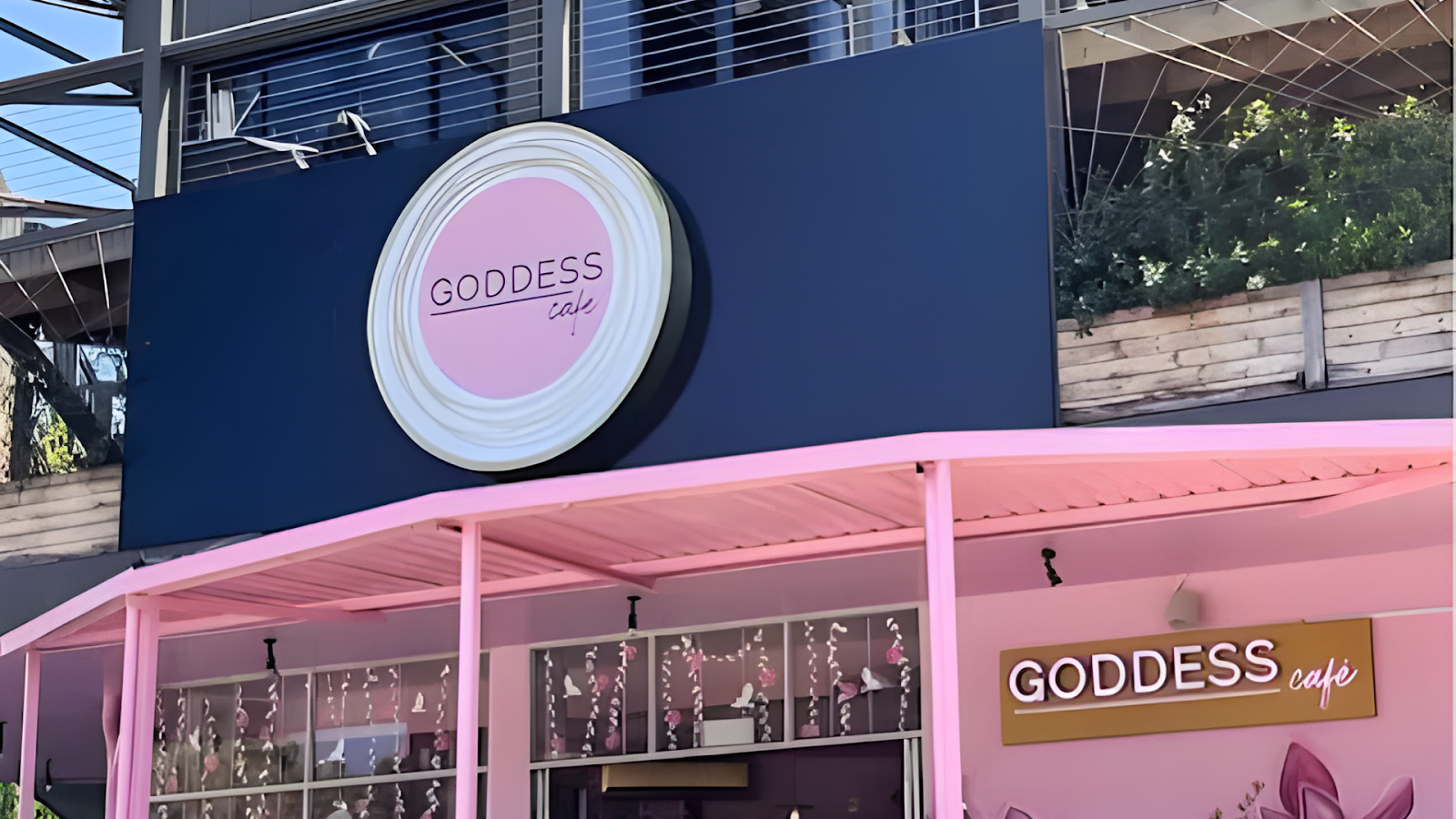Step into a Pink Wonderland: The Goddess Cafe Experience in Linden